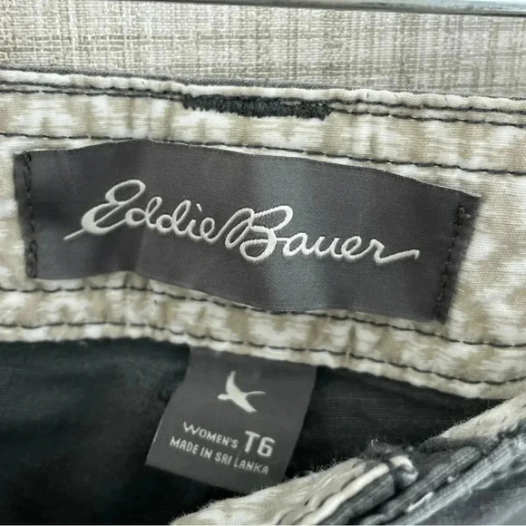 Eddie Bauer Womens Size T6 cargo crop pants 0461 - Picture 3 of 10